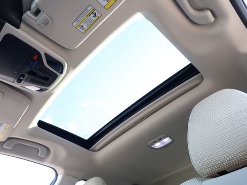 Certified 2024 Subaru Outback Premium image 20