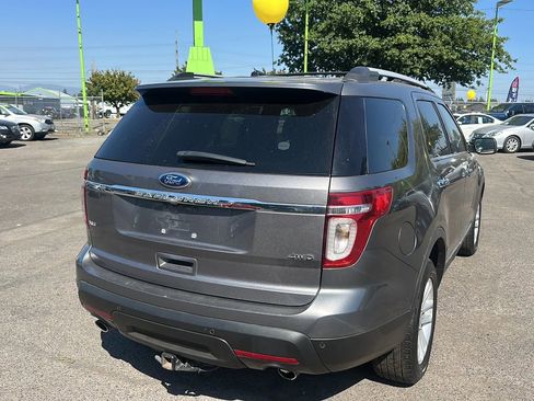 Used 2014 Ford Explorer XLT w/ Equipment Group 202A image 4