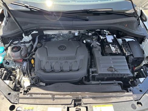 Certified 2024 Volkswagen Tiguan S AWD/4WD image 10