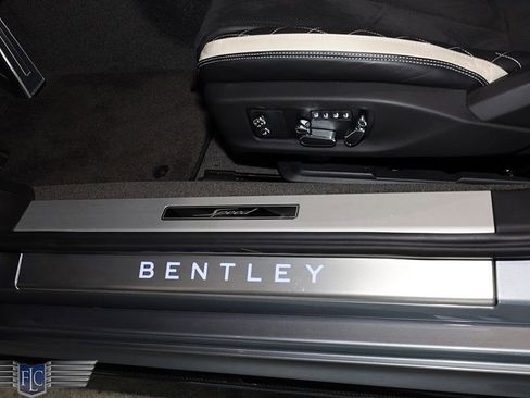 Used 2022 Bentley Continental GT Speed image 22