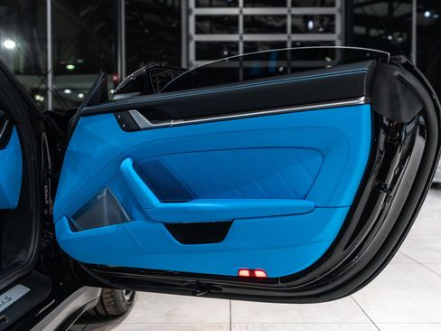 Used 2022 Porsche 911 Turbo S image 37