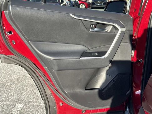 Used 2025 Toyota RAV4 XLE w/ Convenience Package image 13