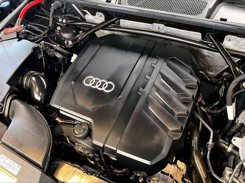 Certified 2023 Audi Q5 2.0T Premium w/ Convenience Package image 31