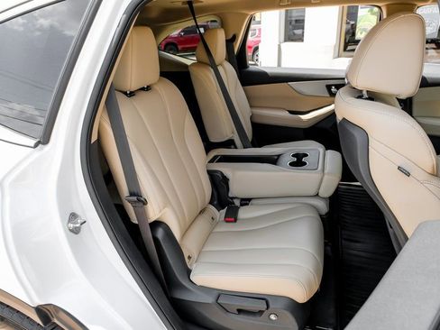 Used 2023 Acura MDX FWD image 36