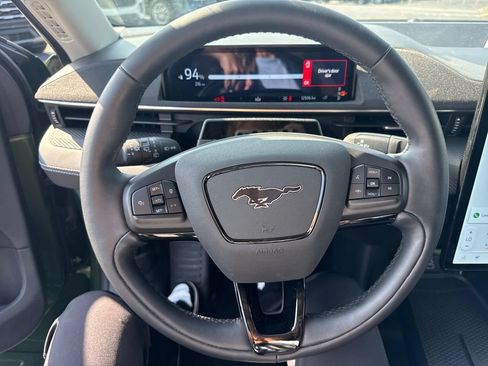 Used 2025 Ford Mustang Mach-E Select w/ Comfort Package Lite AWD/4WD image 31
