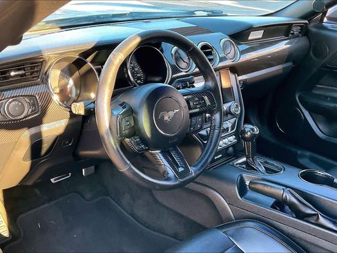 Used 2017 Ford Mustang GT Premium image 15