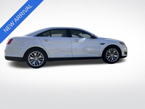 Used 2019 Ford Taurus Limited image 2