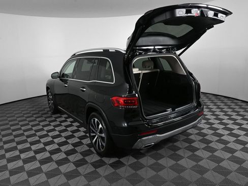 Certified 2023 Mercedes-Benz GLB 250 w/ Premium Package image 32