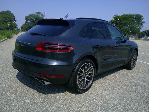 Used 2018 Porsche Macan AWD/4WD image 20