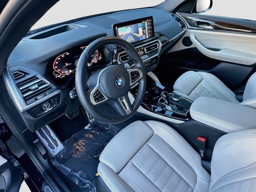 Used 2025 BMW X4 M40i w/ Premium Package AWD/4WD image 4