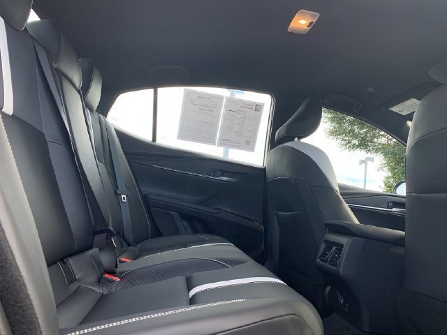 Used 2026 Toyota Camry SE FWD image 34