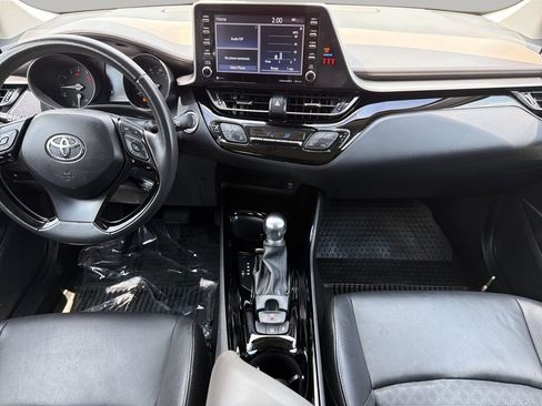 Used 2020 Toyota C-HR Limited FWD image 14