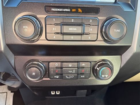 Used 2020 Ford F150 XLT w/ Equipment Group 302A Luxury image 15