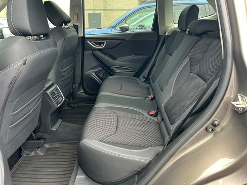 Used 2020 Subaru Forester Premium AWD/4WD image 22