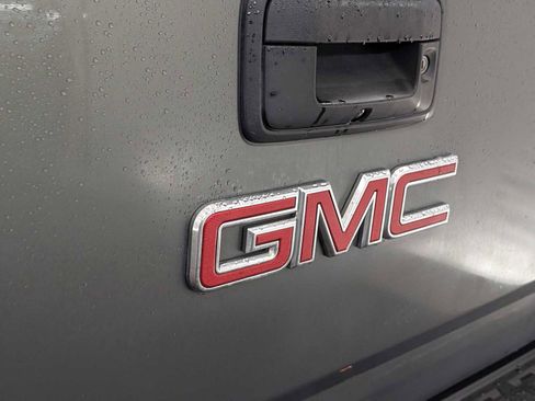 Used 2018 GMC Canyon Denali image 11