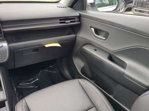 New 2024 Hyundai Kona Limited image 17