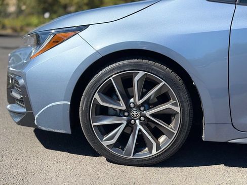 Used 2021 Toyota Corolla XSE FWD image 9