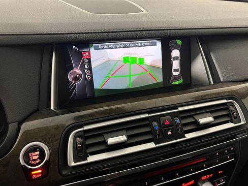 Used 2015 BMW 740Li image 26