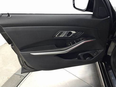 Used 2023 BMW 330i xDrive Sedan w/ Convenience Package image 14