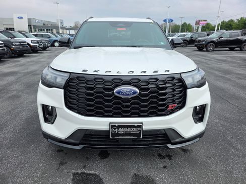 New 2026 Ford Explorer ST w/ Sun And Sound Package AWD/4WD image 8