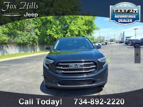 Used 2019 GMC Terrain SLE w/ Driver Convenience Package AWD/4WD image 2