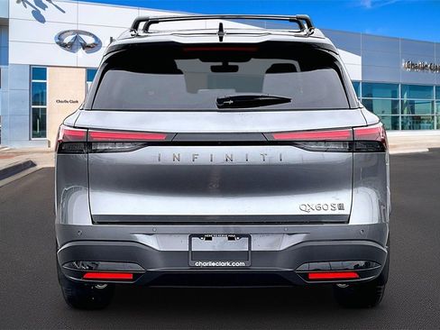 New 2026 INFINITI QX60 Sport image 4