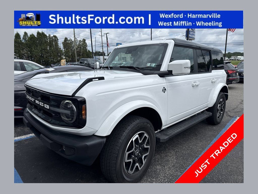 Used 2024 Ford Bronco Outer Banks AWD/4WD image 1