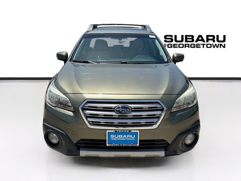 Used 2015 Subaru Outback 2.5i Limited AWD/4WD image 2