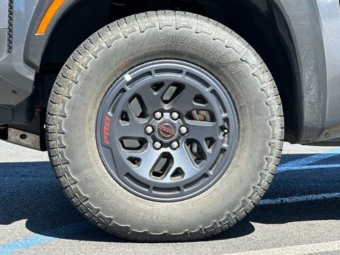 Used 2026 Nissan Frontier PRO-4X AWD/4WD image 22