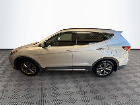 Used 2018 Hyundai Santa Fe Sport image 5