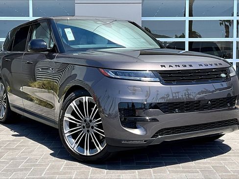 New 2026 Land Rover Range Rover Sport SE AWD/4WD image 2