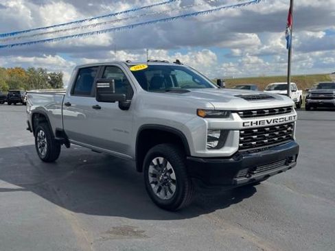 Used 2023 Chevrolet Silverado 2500 Custom w/ Custom Value Package image 8