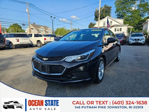 Used 2017 Chevrolet Cruze LT w/ Sun And Sound Package FWD image 1