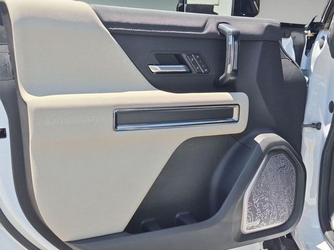 New 2026 GMC Hummer EV 4x4 Crew Cab image 21