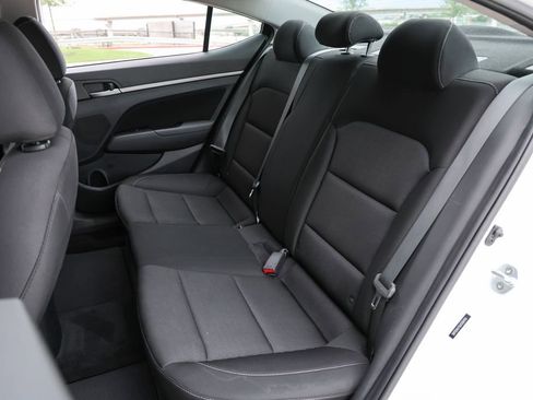 Used 2018 Hyundai Elantra SEL FWD image 24