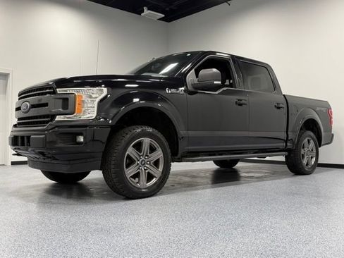 Used 2020 Ford F150 XLT w/ Equipment Group 302A Luxury AWD/4WD image 5