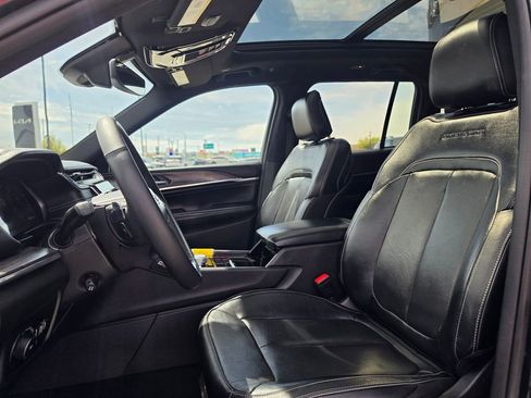 Used 2024 Jeep Grand Cherokee Overland w/ Trailer Tow Package image 10