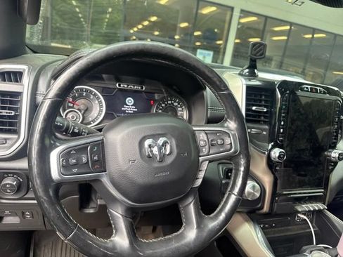Used 2019 RAM 1500 Laramie RWD image 19
