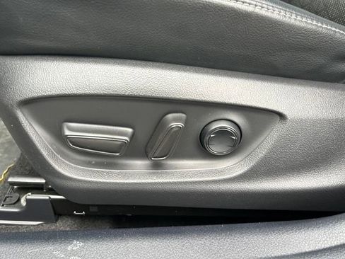 Used 2022 Toyota Camry XSE image 20