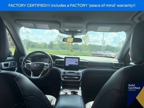Used 2023 Ford Explorer XLT w/ Equipment Group 202A AWD/4WD image 23