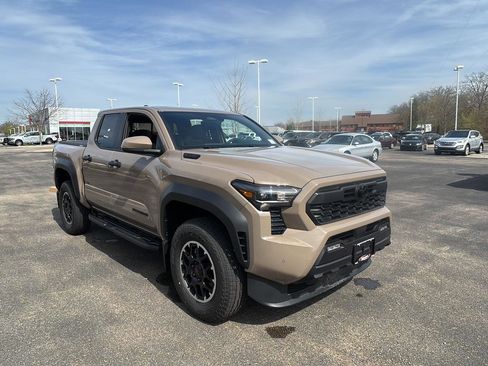 New 2026 Toyota Tacoma TRD Off-Road w/ TRD Off Road Upgrade Package AWD/4WD image 12