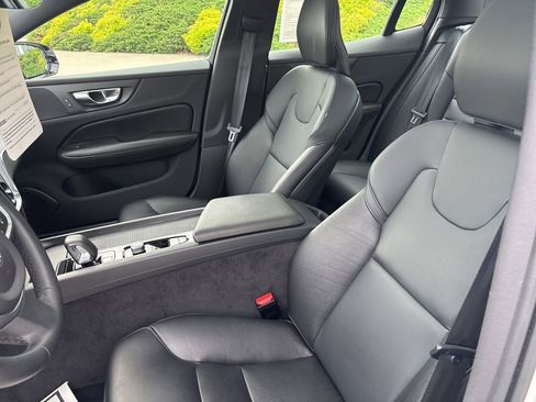 Certified 2023 Volvo S60 B5 Plus w/ Climate Package FWD image 17