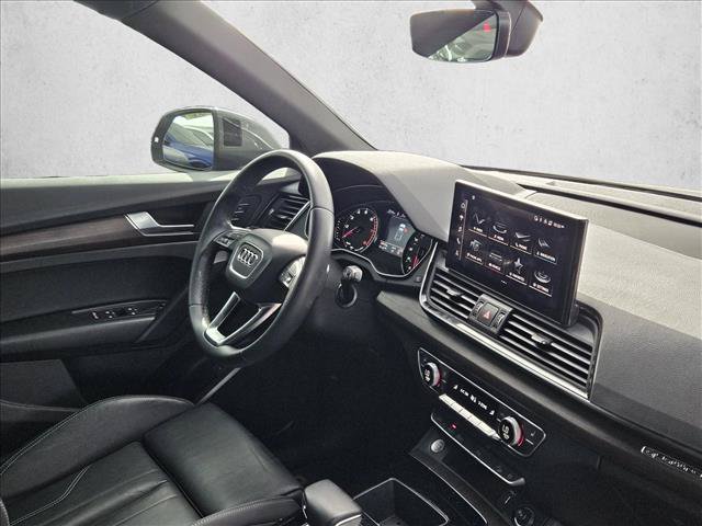 Certified 2023 Audi Q5 2.0T Premium w/ Convenience Package AWD/4WD image 10