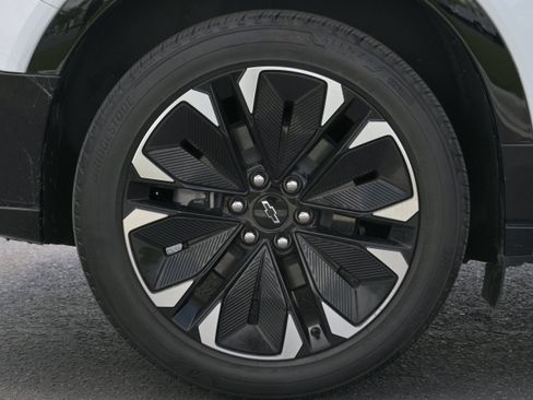 Used 2024 Chevrolet Blazer EV RS image 35