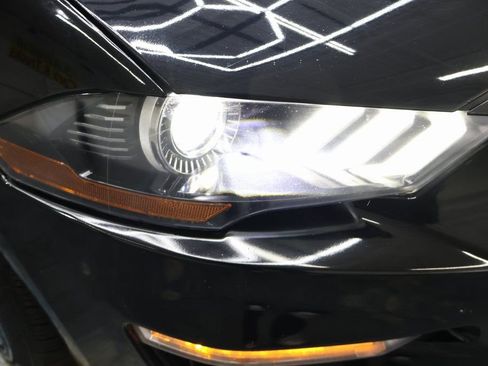 Used 2020 Ford Mustang Premium image 24