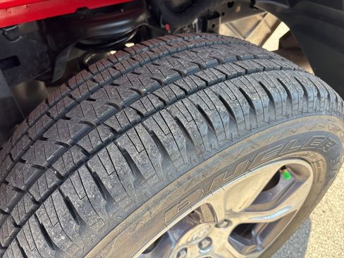 Used 2023 RAM 1500 Laramie image 9