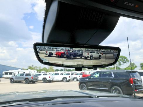 New 2026 GMC Sierra 3500 AT4 w/ AT4 Premium Plus Package AWD/4WD image 27
