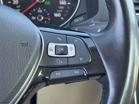 Used 2019 Volkswagen Passat 2.0T SE R-Line image 23