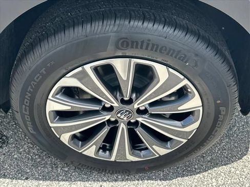 New 2026 Buick Envision Preferred AWD/4WD image 17