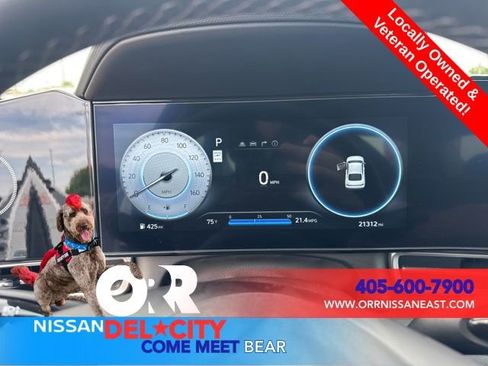 Used 2025 Hyundai Elantra SEL FWD image 16